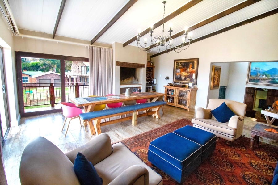 3 Bedroom Property for Sale in Wavecrest Eastern Cape